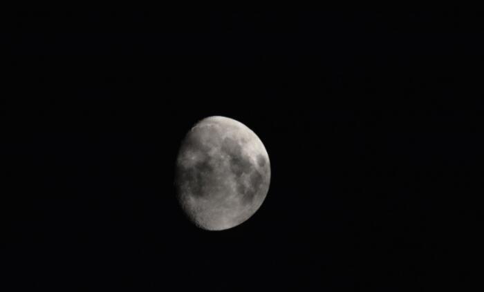 拍月亮的相机参数
